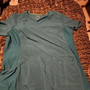 Cherokee Teal iFlex V-Neck Scrub Top